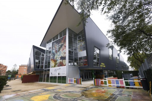 Gimnàs de l'Escola Lluís Vives, seu del CTT Castelldefels