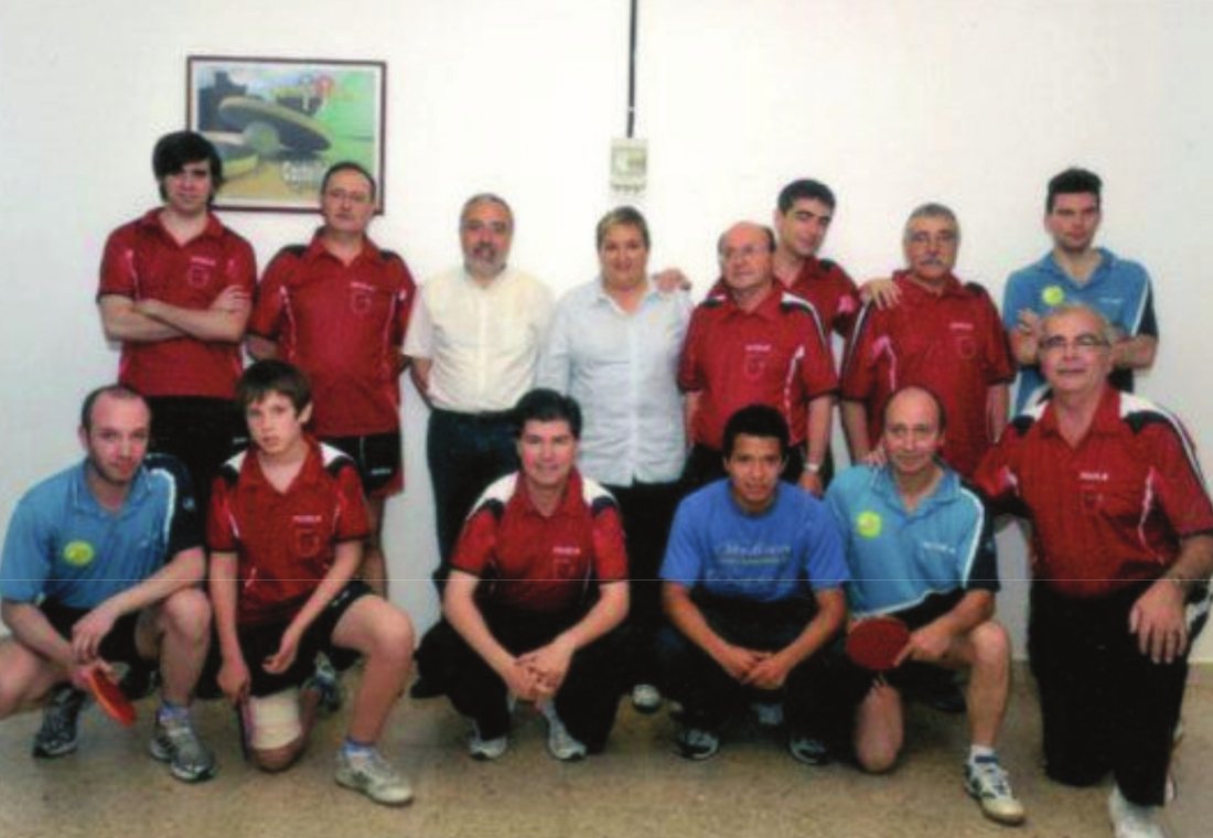 Una de les primeres plantilles del club a la sala de Can Roca